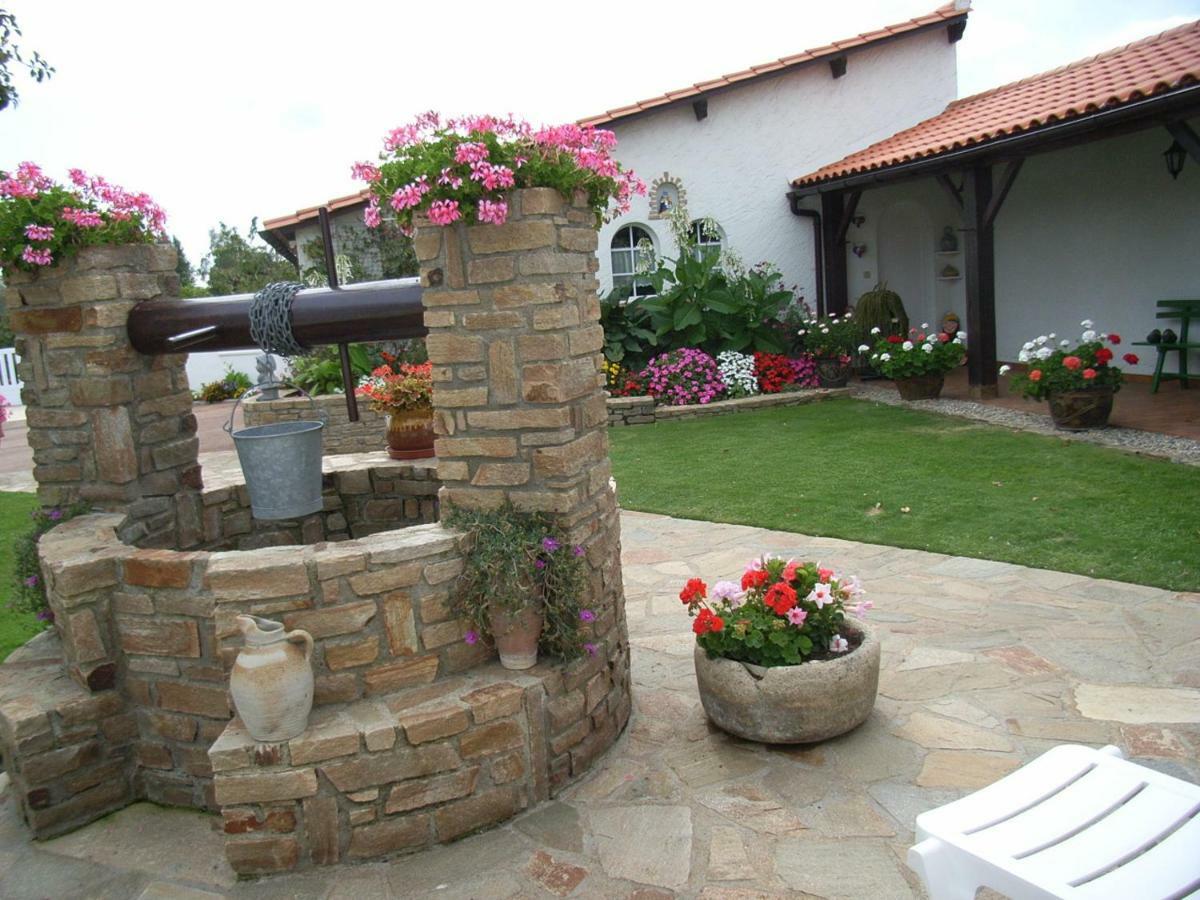 Hotel Chez Bernadou Machecoul Esterno foto